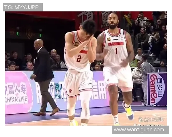 深圳队与浙江广厦队激战正酣谁能在这场对决中笑到最后